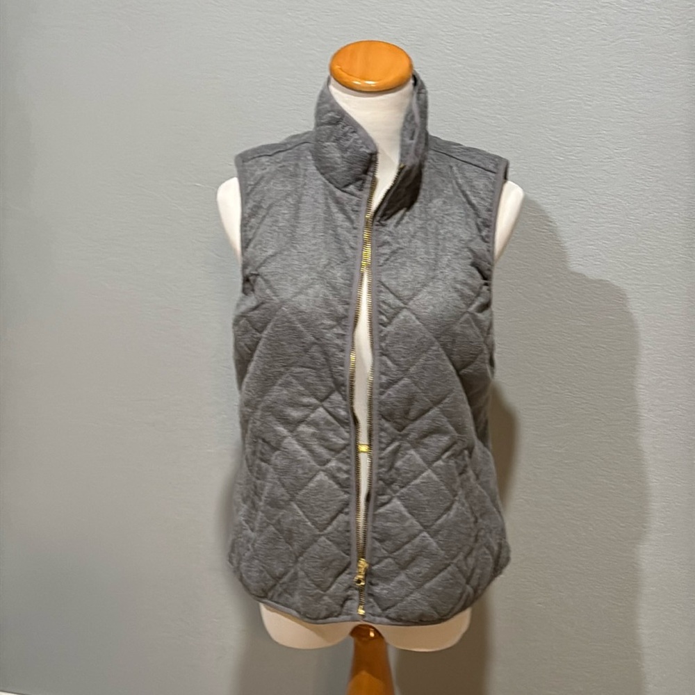 Women’s vest by Old Navy.  Size small